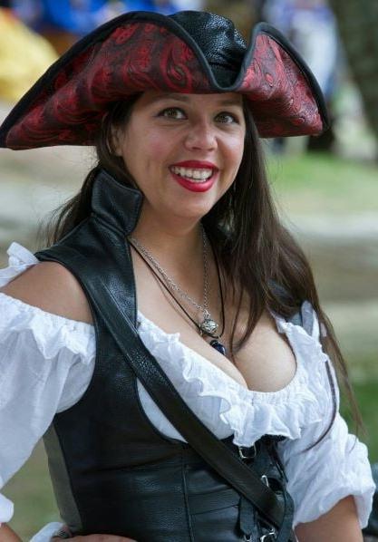 20P Renaissance cleavage 2