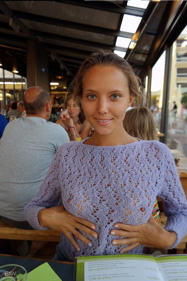 25P Sexy whores in public (part 45)