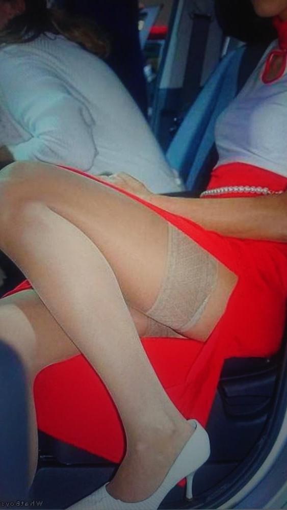 18P Stockings upskirt in public