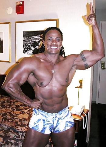 25P Black muscled womans ... By Gonget