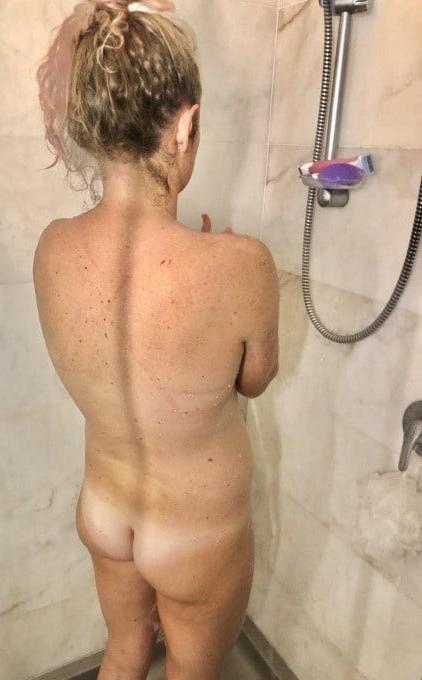25P Matures in shower or tub 11