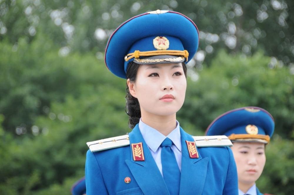 12P HOT NORTH KOREAN GIRLS! 4