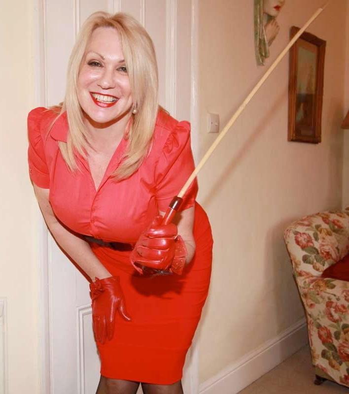 25P Femdom spanking2