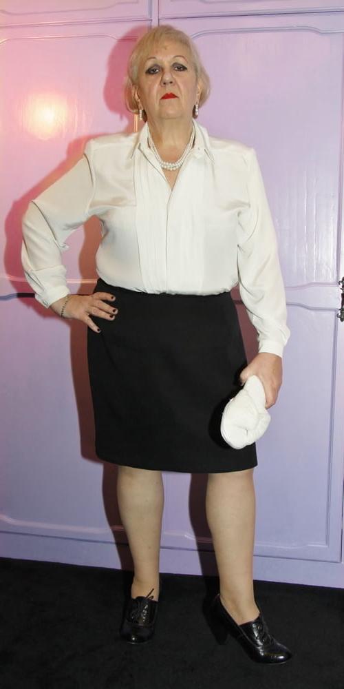 25P Femdom spanking2