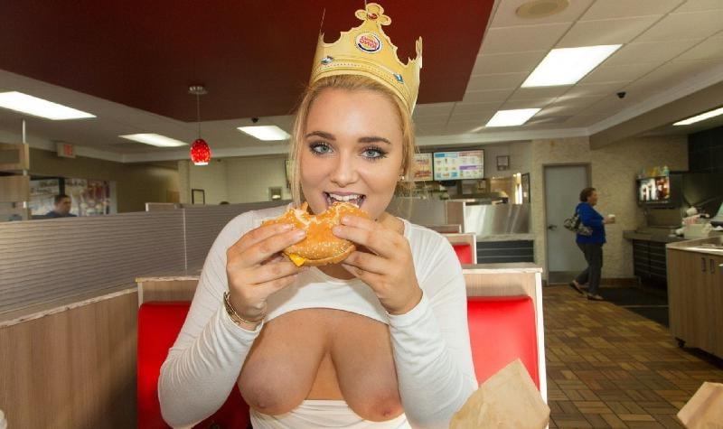 25P Flashing Tits Outdoors And In Public