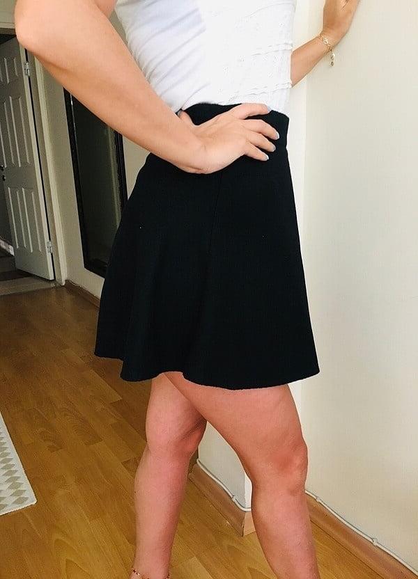25P Turkish amateur women non-nude