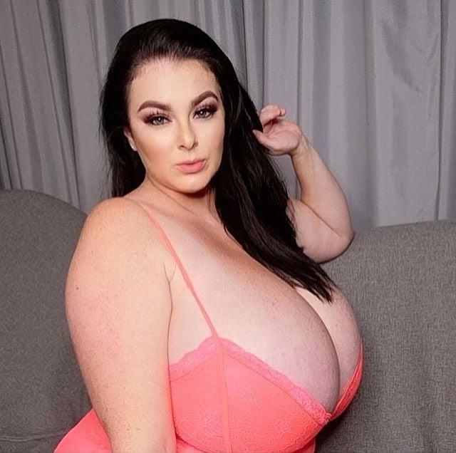 25P Tits ..... When Your Thinking Deep Think Cleavage 1.0