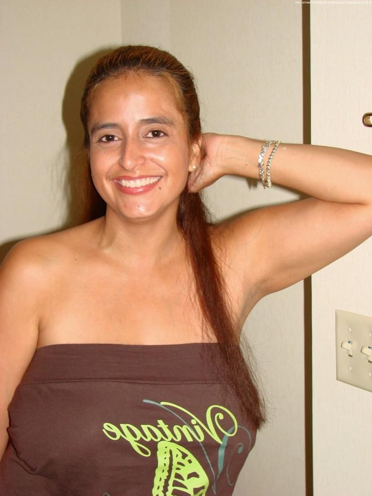 18P Hot sexy lady nudes