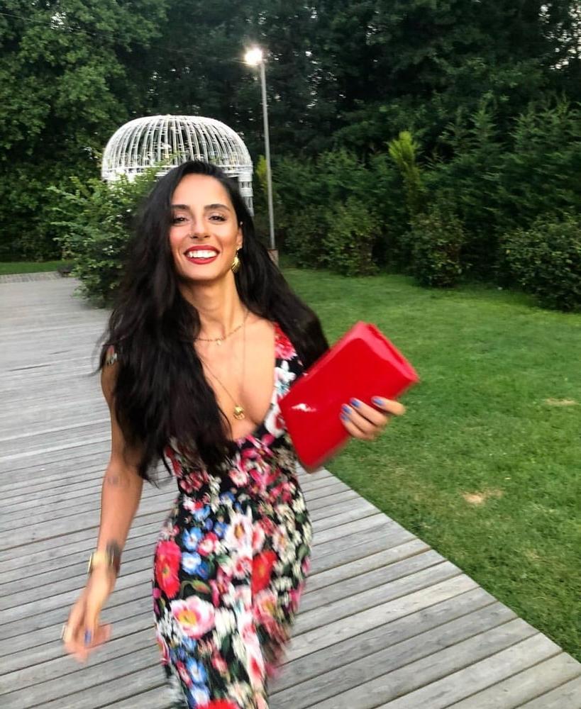 21P Sexy Turkish Yasemin