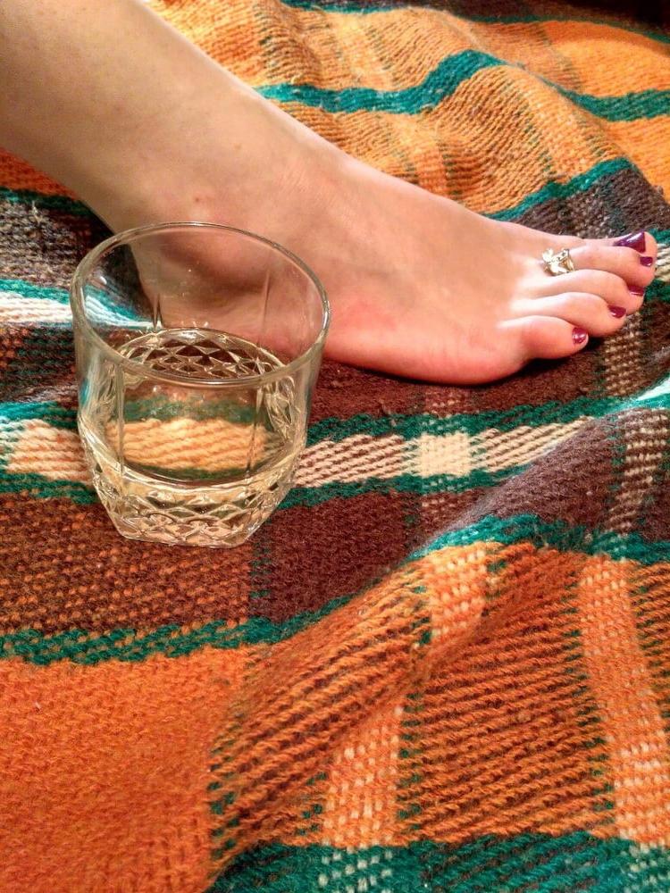 25P Tina Voitik Foot Fetish