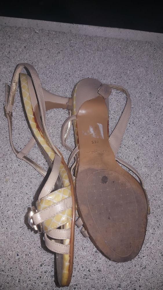13P neighbor heels