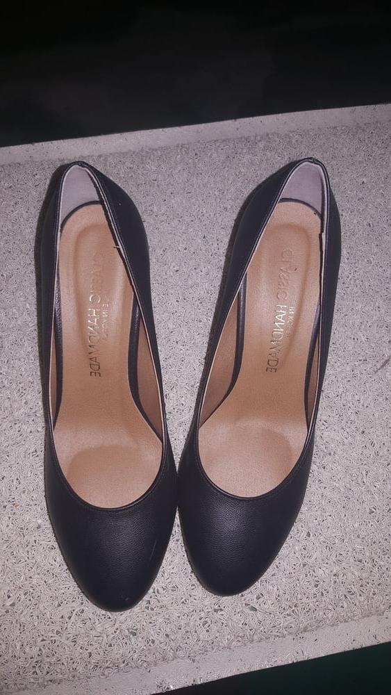 13P neighbor heels