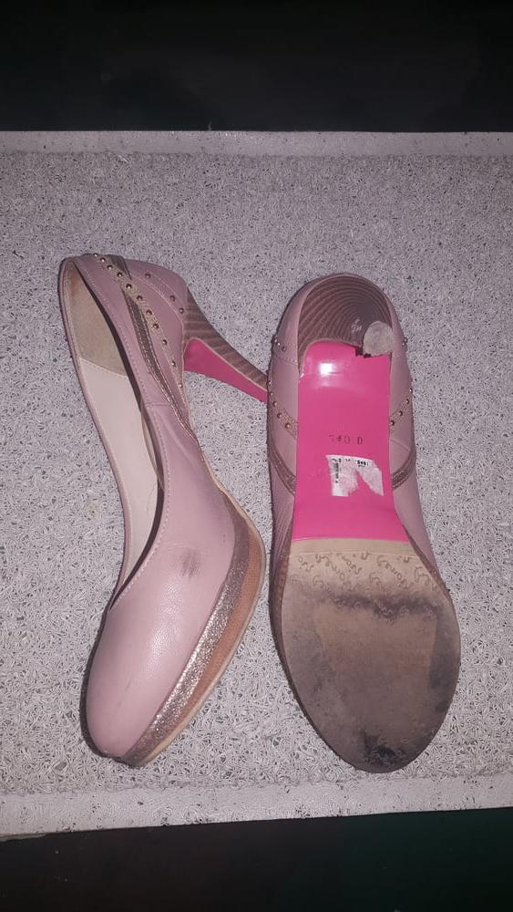 13P neighbor heels
