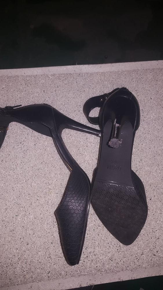 13P neighbor heels