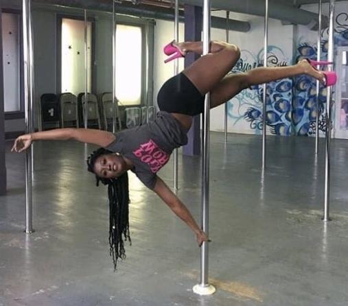 25P Pole Dancing Sluts pt.2