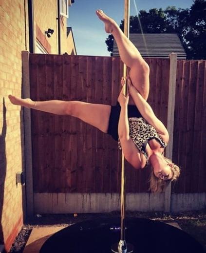 25P Pole Dancing Sluts pt.2