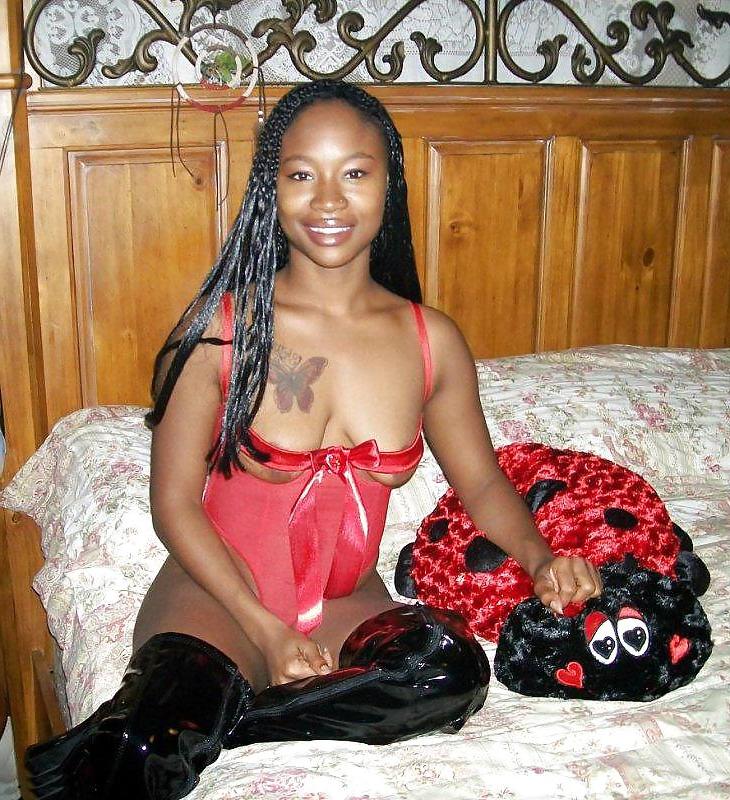 25P REAL BLACK AMATEUR