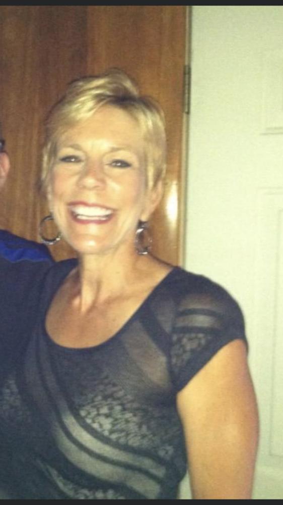 25P Fit grandma with nice boobs
