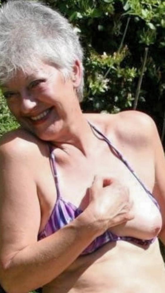 25P grannies  in underwear
