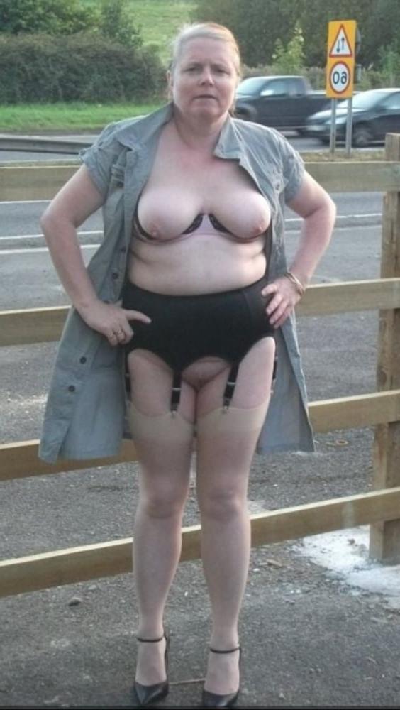 25P grannies  in underwear