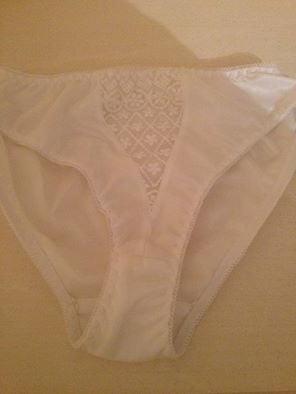 17P Delicious briefs