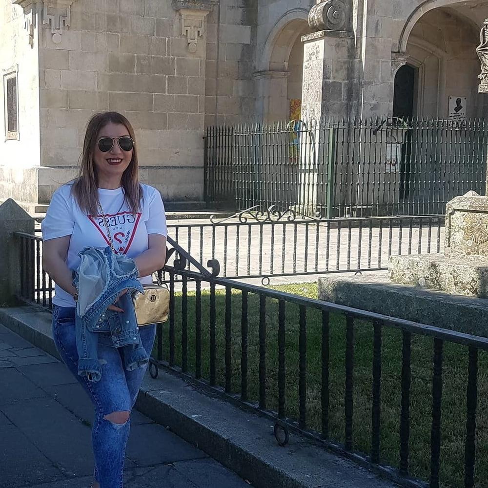 25P Phat ass gorgeous MILF Armine