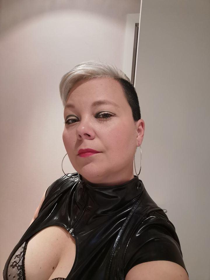22P Danish Lady Susan Domina