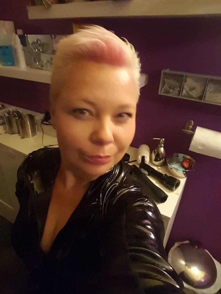 22P Danish Lady Susan Domina