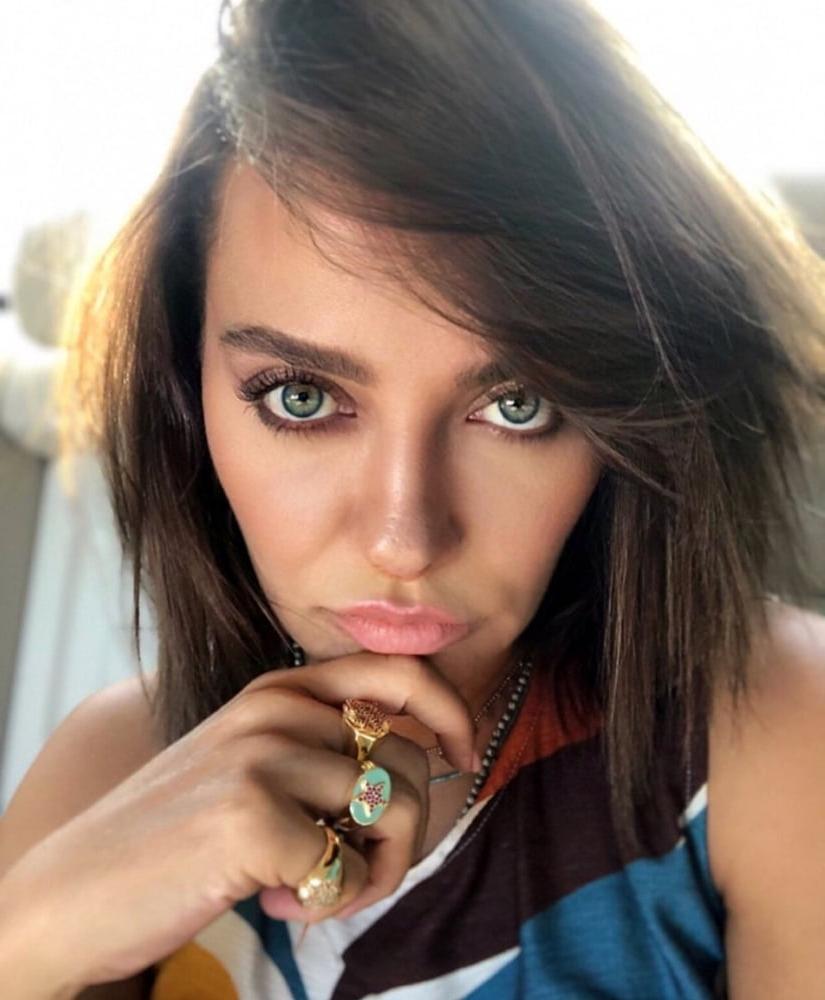 11P Sexy Turkish Didem Balcin