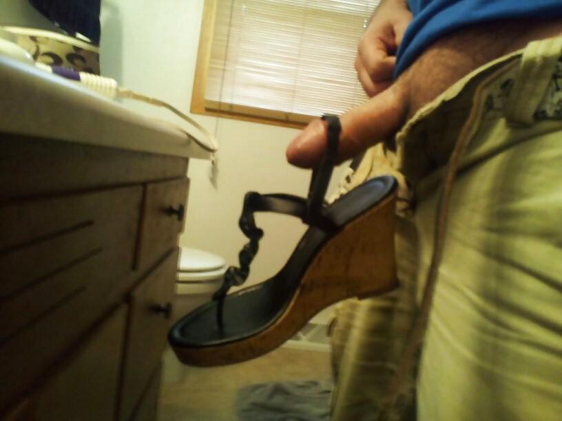 8P My young neighbor with my shoes