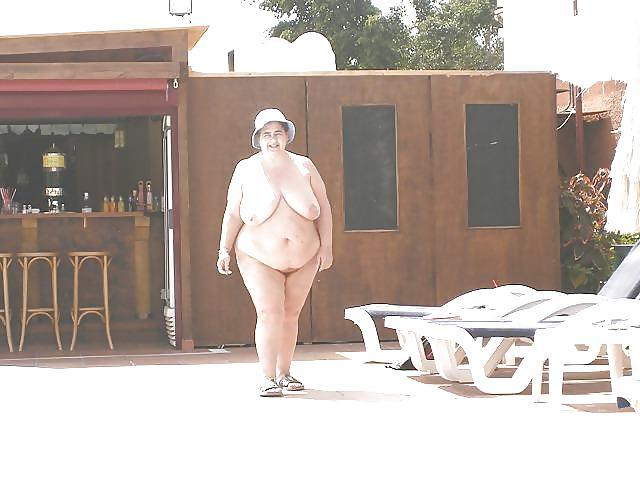 25P Bbw in public in bikinis or non fitting clothes