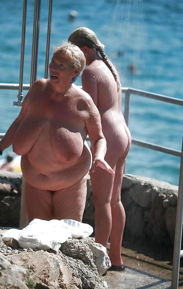25P Bbw in public in bikinis or non fitting clothes