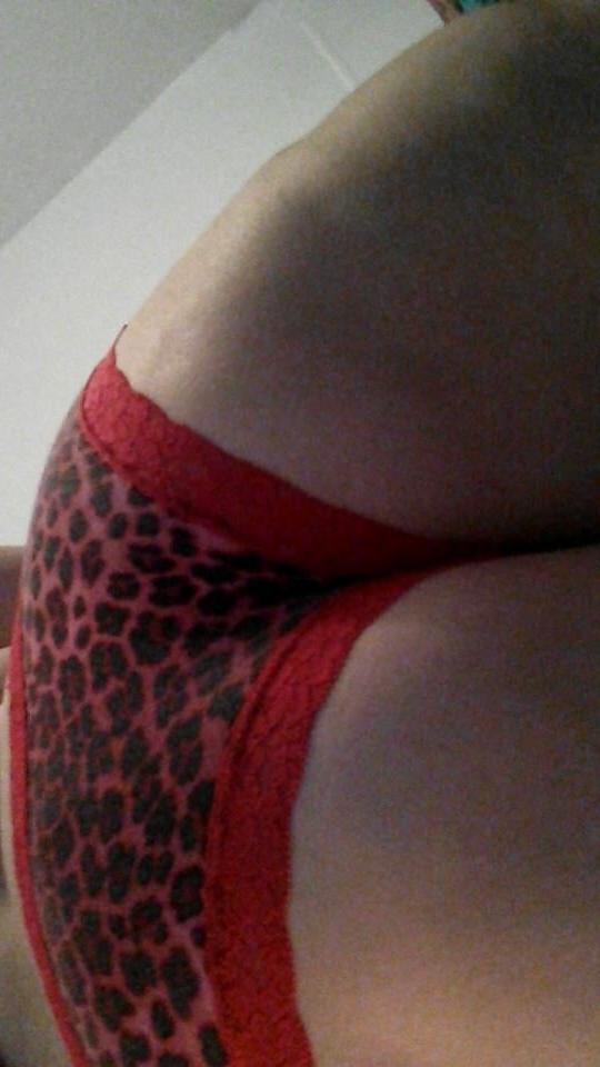 25P Big red showoff