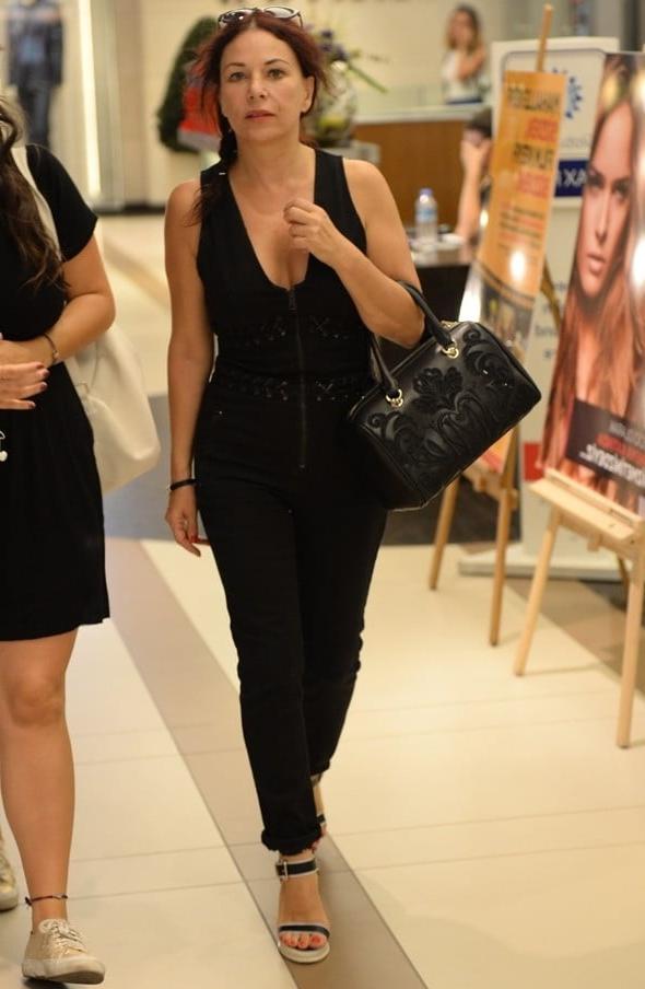 13P Sexy Turkish Senay Gurler