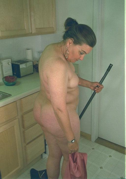 16P Mature work in the kitchen
