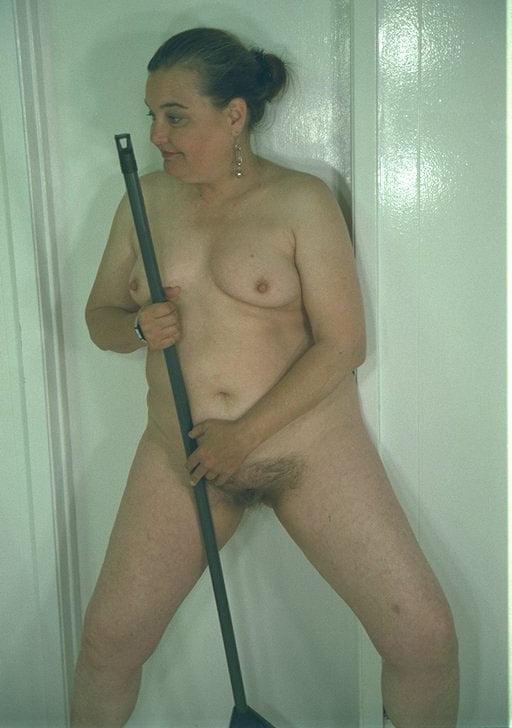 16P Mature work in the kitchen