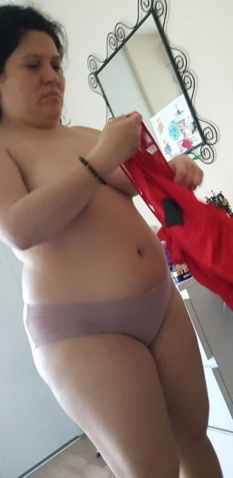 25P Turkish Sexy Milf Aysel