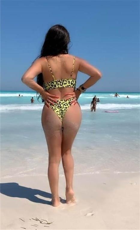 23P Cleavage and asses