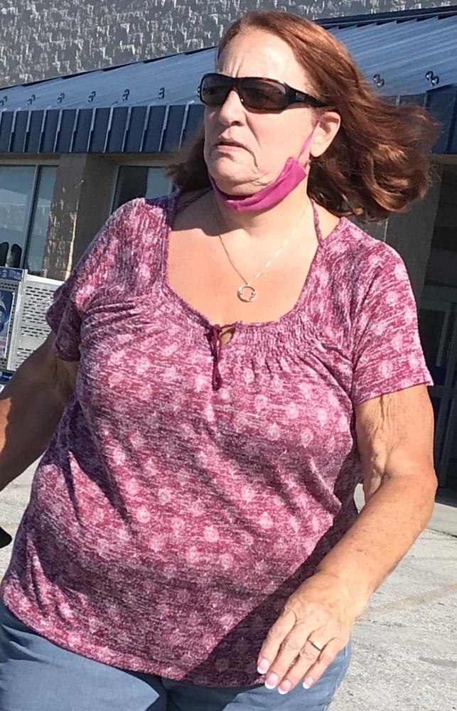 6P Boobs in public