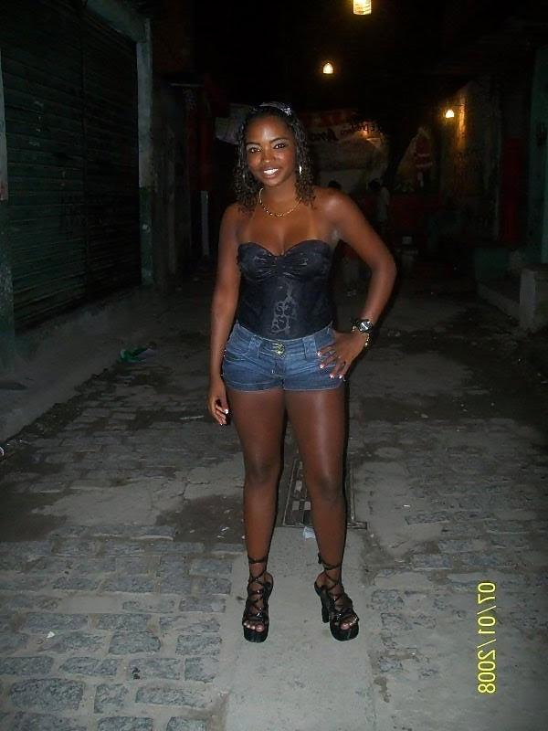 25P Black and ebony beauties (slum Rio de Janeiro) 1
