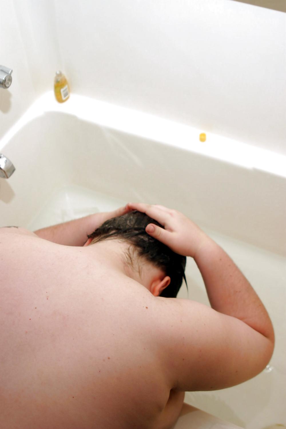 25P Kaylee's sexy shower
