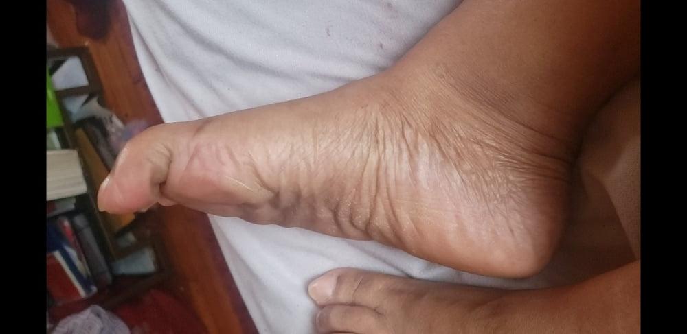 10P Freaky Friday (Foot Fetish Lover)