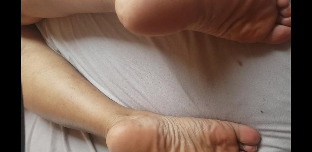 10P Freaky Friday (Foot Fetish Lover)