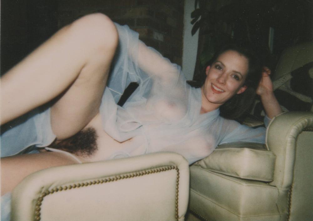 25P RETRO AMATEUR NUDES-1(SG)