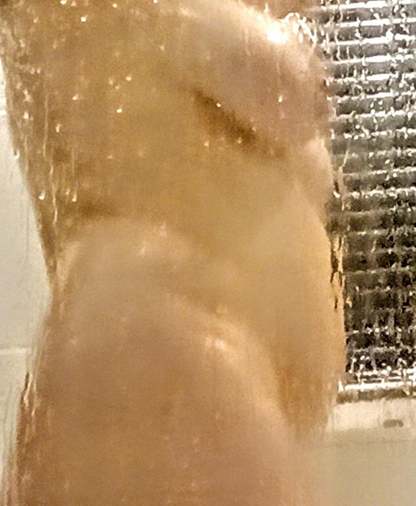 6P Anette voyeur shower challenge