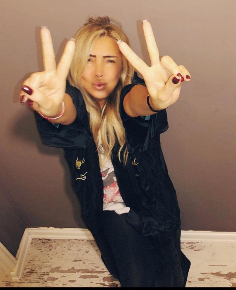 25P Sexy Turkish Yonca Evcimik