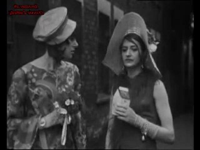 25P Retro Actress Stephanie Turner