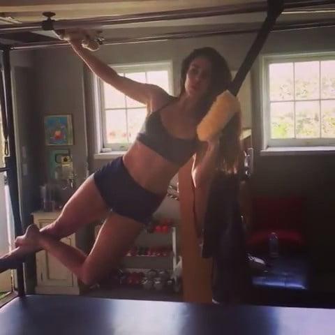 25P Jessica Lowndes very pretty lady