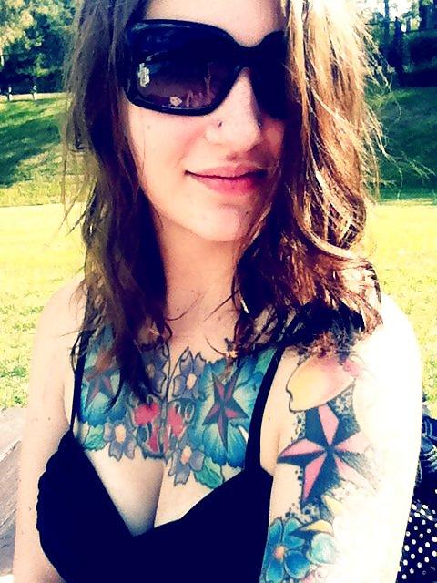 10P Shannon (COM '08 graduate) Boston University Girl