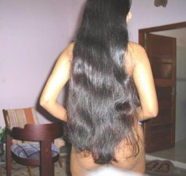 25P Famous Bhabhi With her long hair